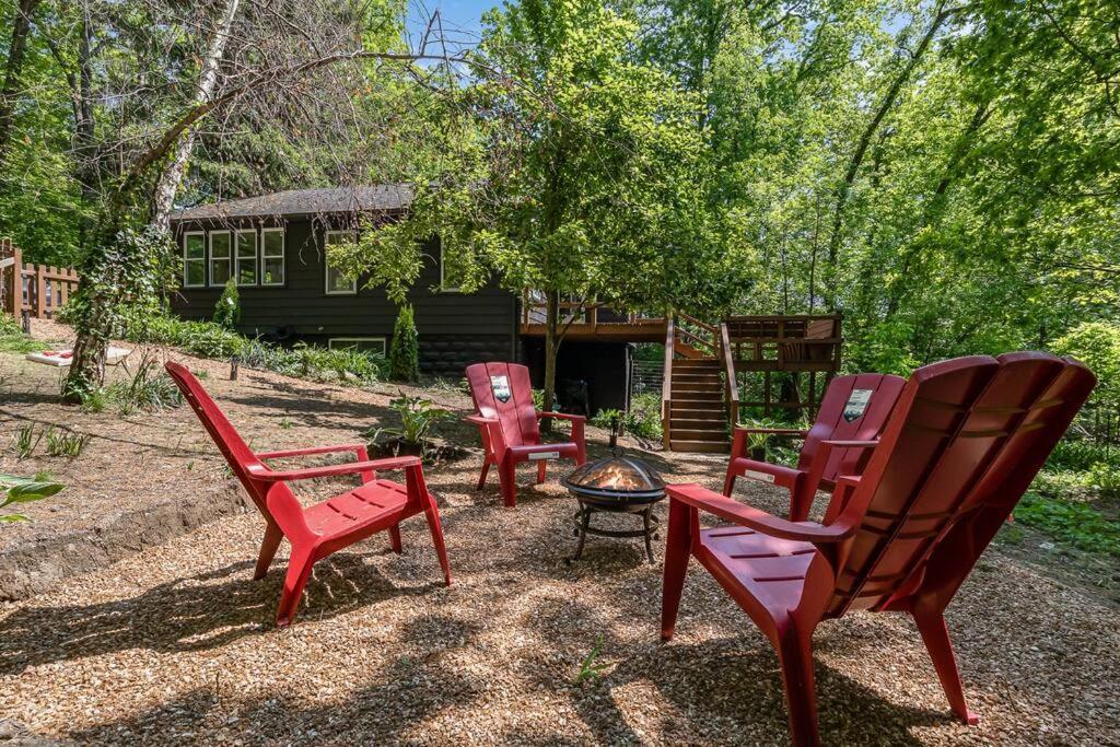 Black Cabin Getaway In Woods I Valpo Valparaiso Bagian luar foto
